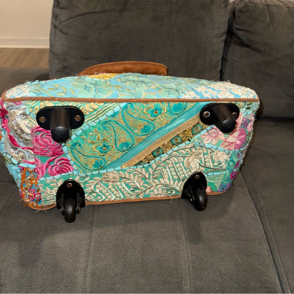 Free People Marrakesh Patched Weekender bag - Picture 11 of 16